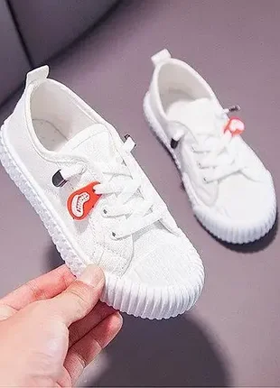Стильні дитячі кеди для дівчаток колір білий