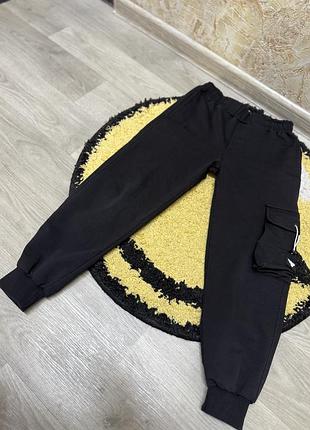 Штани спортивні на хлопчика