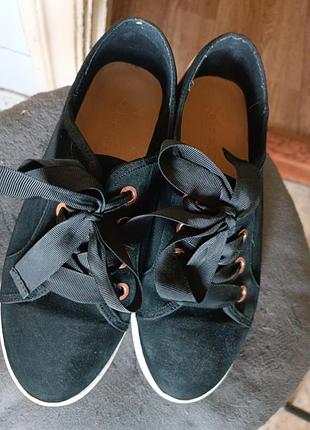 Макасины в идеальном состоянии размер 38