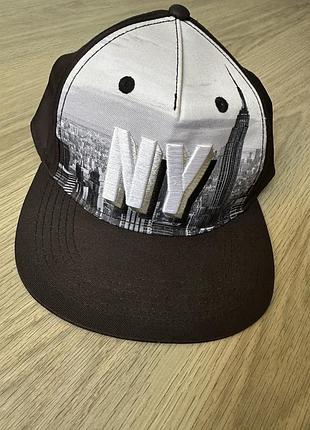 H&m новая кепка ny.