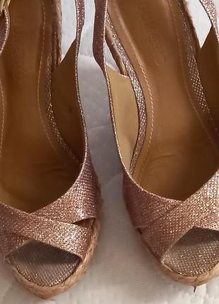 Новые шикарные босоножки размер 39, натуральные материалы, лен ,рогожа, твид и все украшено люрексом бренд .du monde  франция.