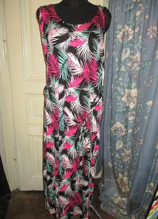 Платье.разм 20-22.вискоза