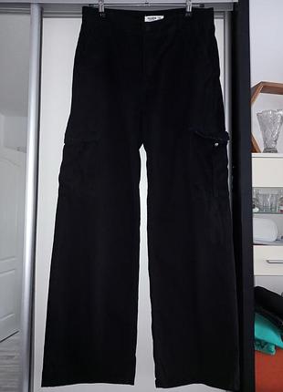 Широкі чорні штани pull&amp;bear