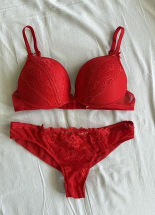 Комплект червоний