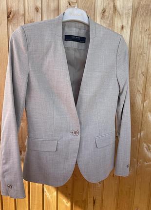 Шикарний піджак zara