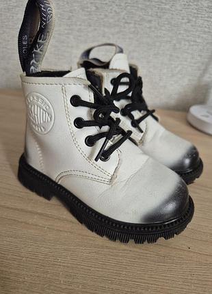 Ботинки осенние сапоги