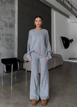 Жіночий костюм двійка( штани та кофта oversize)