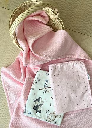 Набір дитячого текстилю (бавовняне покривало та дві водонепроникні пелюшки)