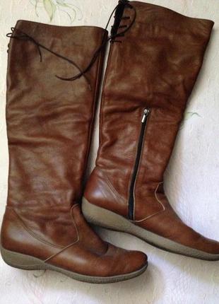 Продам кожаные сапоги