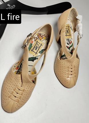 Туфли женские бежевые кожаные на каблуке от бренда l fire 36