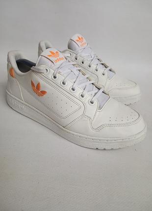 Кросівки adidas