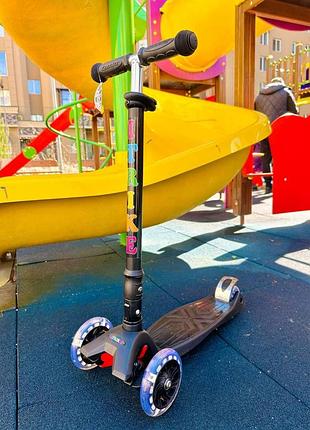 Детский складной самокат itrike maxi с подсветкой колес трехколесный городской самокат для детей 3+ лет черный