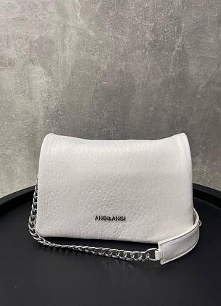 Кросбоди angi &amp; angi белая с цепочкой 230691