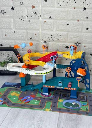Іграшковий трек динозавр з машинками для хлопчика дитячий ігровий набір dinosaur space orbit з підсвічуванням