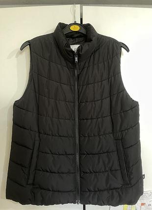 Жилетка жилет gap чорна розмір м