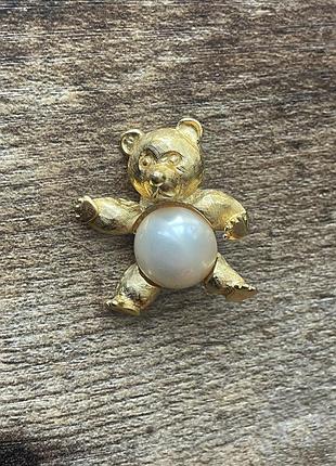 Вінтадна брошка від trifari