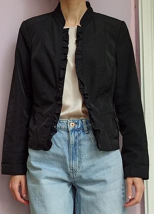 Куртка-жакет вкорочена  з оборками charles voegele