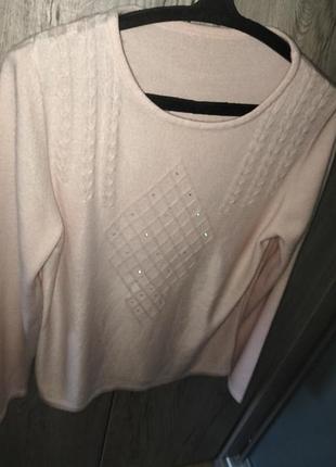 Теплая розовая кофта на осень-зиму