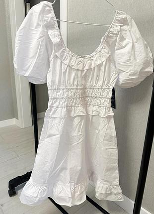 Шикарна біла бавовняна сукня від na-kd
