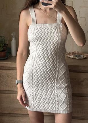 Вʼязана сукня