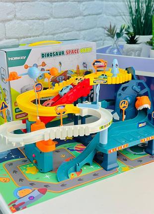 Детская парковка, детский трек с машинками