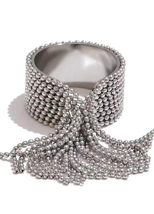 Каблочка с цепочками из нержавеющей стали