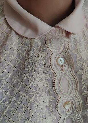 Вінтажна сорочка в стилі 40х з мереживом.