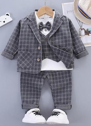 Класичний костюм для хлопчика