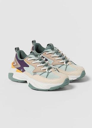 Нові кросівки zara