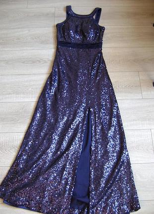 Вечірнє плаття з паєтками