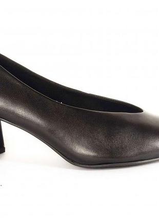 Туфли женские черные 22419 marco tozzi