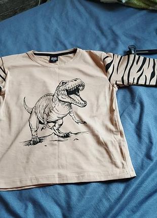Кофта с динозавром