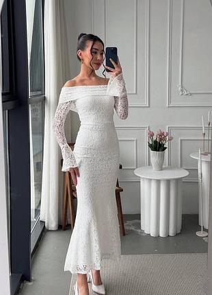 Елегантна мереживна максі сукня зі спущеними плечима • чорний, молочний • розміри 42-44, 46-48 • мод 1106