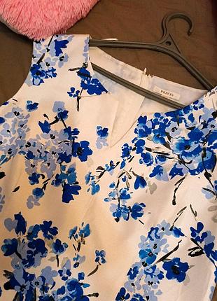 Сукня футляр