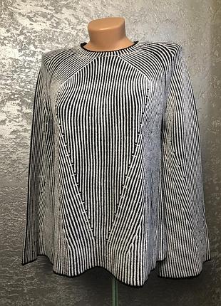 Вязаный свитер с клёш рукавами💕💋🌸