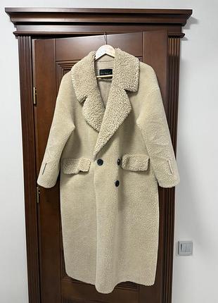 Стильне пальто шуба з овчини