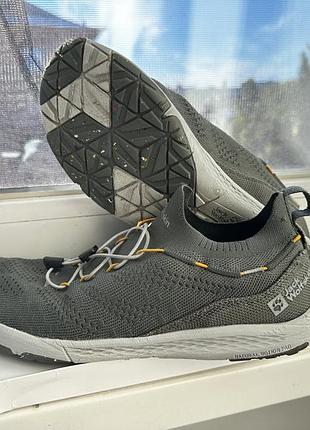 Чоловіче взуття jack wolfskin, 42,5 розмір, сірий колір