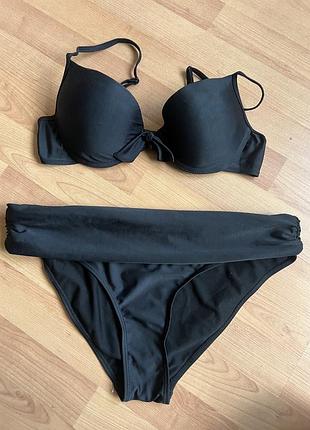 Чорний базовий купальник xl