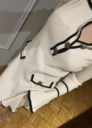 Трикотажне плаття в стилі old money