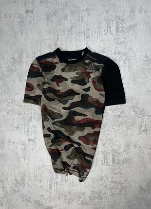 Оригінальна футболка reebok activchill з камуфляжним принтом