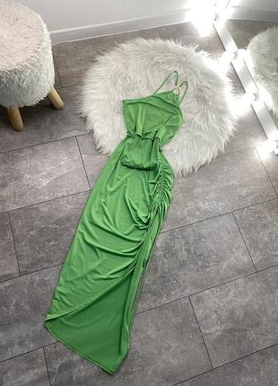 Гарна сукня