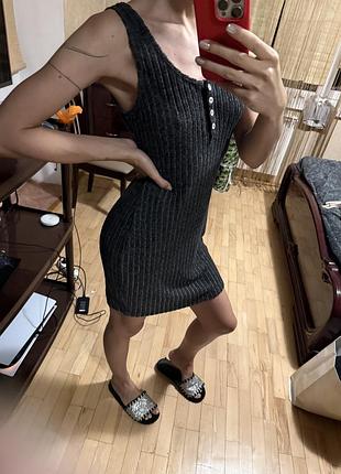 Великий пакет з одягом