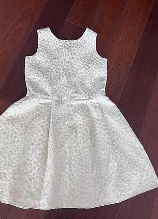 Нова нарядна сукня пишна на 10-11 років