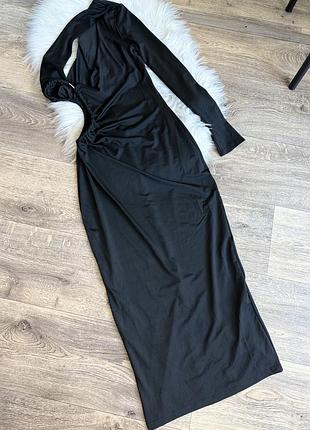 Стильна сексуальна міді сукня