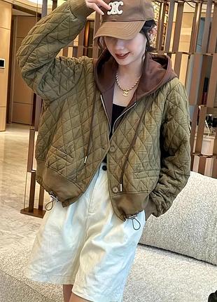 Женская стильная оливковая куртка с капюшоном,размер s/м