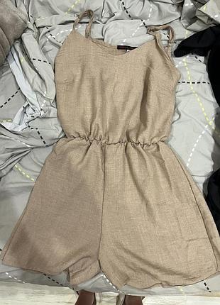 Жіночий літній комбінезон