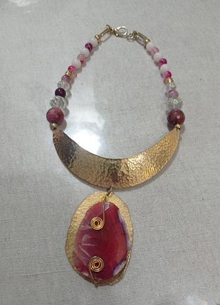 Ожерелье. природные минералы.