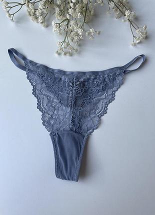 Красиві мереживні трусики