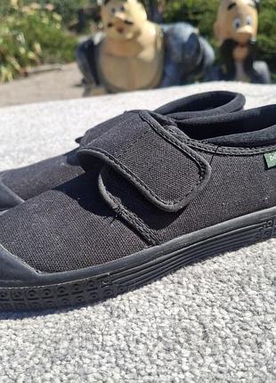 Дитячі кросівки