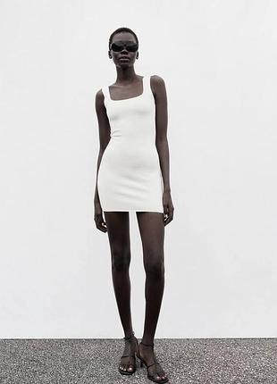 Zara короткое платье белое